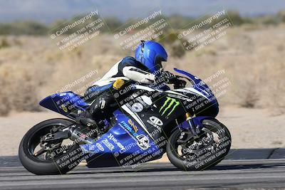 media/Dec-07-2025-CVMA (Sun) [[3e7d2de5dc]]/Race 7-Formula Lightweight Twins Shootout/